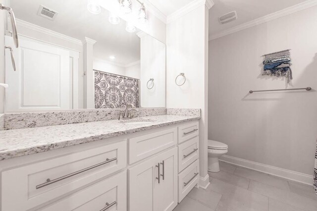 bathroom featuring curtained shower, tile patterned flooring, crown molding, toilet, and vanity