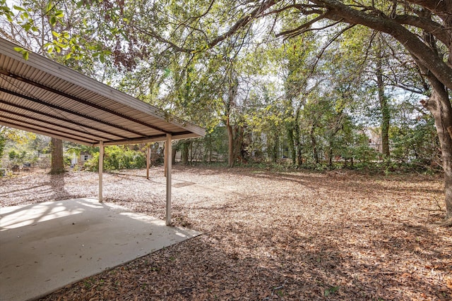 view of yard with a patio area