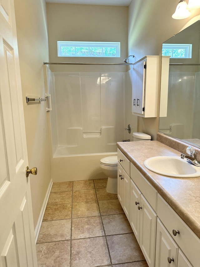561 Farmington Cir, Evans, GA 30809 - bathroom featuring vanity, plenty of natural light, and shower / bath combination