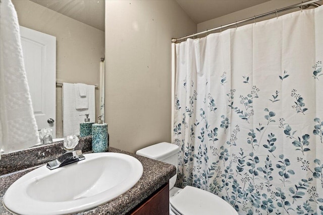 556 Ernestine Fls, Grovetown, GA 30813 - bathroom with vanity and curtained shower