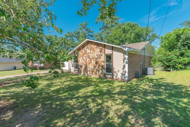 112 W Lynne Dr, Augusta, GA 30907 - view of property exterior featuring a lawn and stone siding