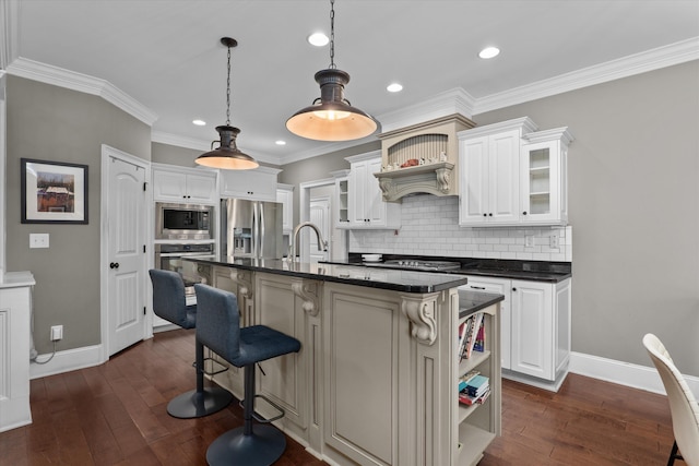 322 Pump House Rd, Evans, GA 30809 - kitchen with dark wood-type flooring, dark countertops, baseboards, and stainless steel appliances
