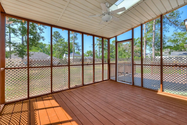 4142 Quinn Dr, Evans, GA 30809 - unfurnished sunroom featuring a ceiling fan