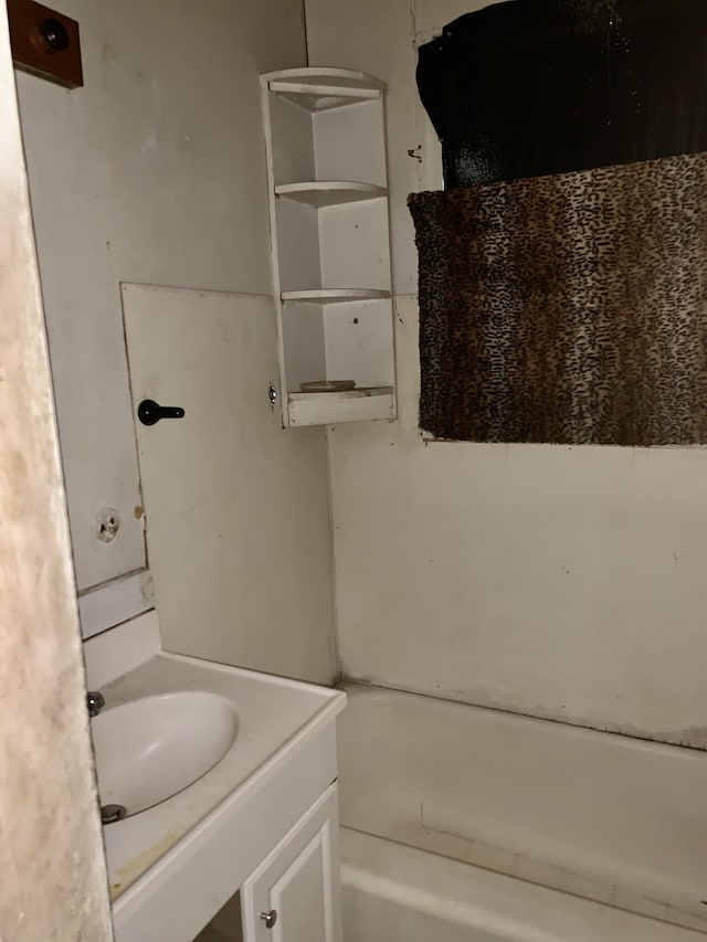 1555 Koger St, Augusta, GA 30904 - bathroom featuring vanity