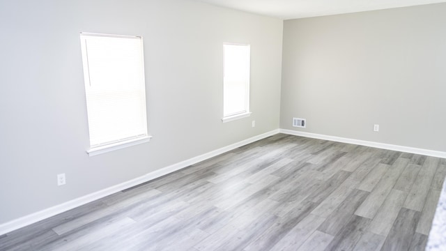 2154 Peppermint Pl, Augusta, GA 30906 - unfurnished room with visible vents, wood finished floors, and baseboards