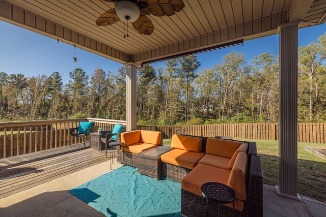 view of patio featuring outdoor lounge area and ceiling fan