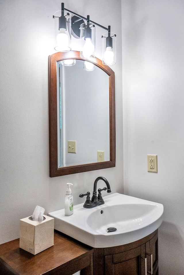 134 Robin Rd, Barnwell, SC 29812 - bathroom featuring vanity