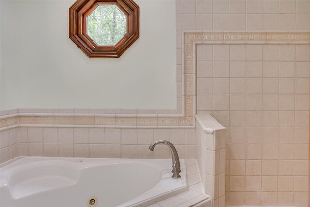 710 Somerset Way, Augusta, GA 30909 - full bath featuring a whirlpool tub