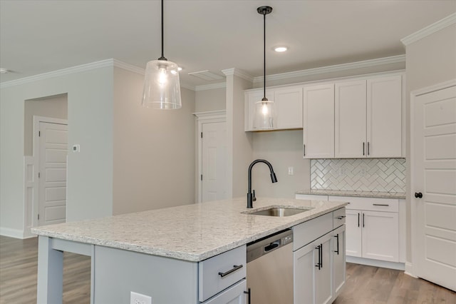 5265 Greyton Cir, North Augusta, SC 29860 - kitchen with dishwasher, a sink, light wood-type flooring, crown molding, and tasteful backsplash