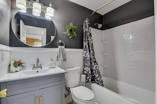 360 Stagecoach Way, Martinez, GA 30907 - bathroom with vanity, shower / tub combo with curtain, a chandelier, and wainscoting