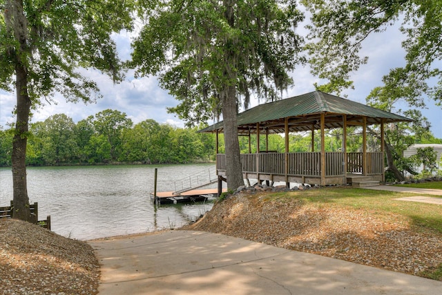 dock area featuring a water view