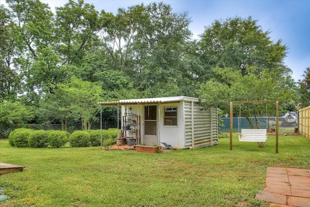 2336 Redwood Dr, Augusta, GA 30904 - view of yard featuring an outbuilding