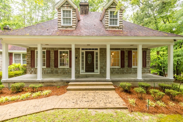 view of front facade with covered porch