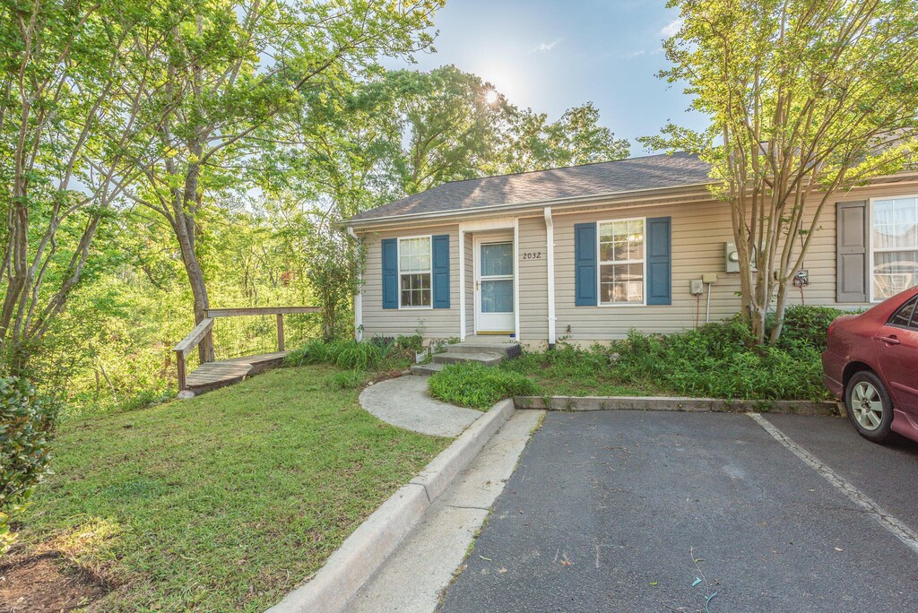 2032 Buckhaven Way, Augusta, GA 30909 - single story home featuring uncovered parking and a front lawn