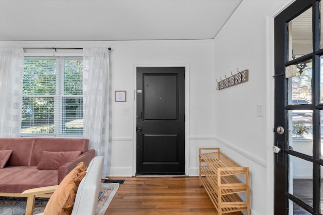 1738 Kissingbower Rd, Augusta, GA 30904 - entrance foyer with wood finished floors