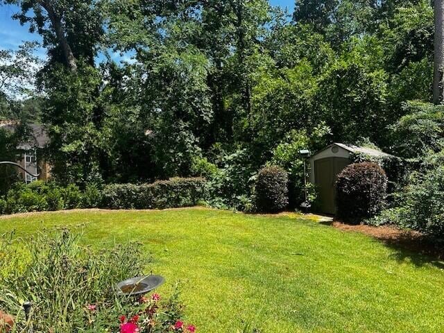 3218 Ramsgate Rd, Augusta, GA 30909 - view of grassy yard featuring a shed