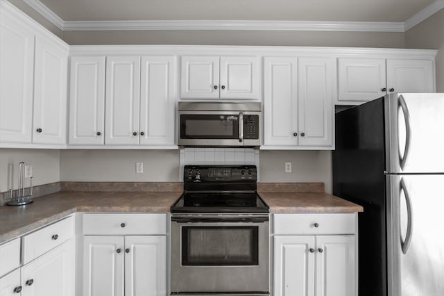 2807 Brickrun Way, Augusta, GA 30909 - kitchen with appliances with stainless steel finishes, white cabinets, and ornamental molding