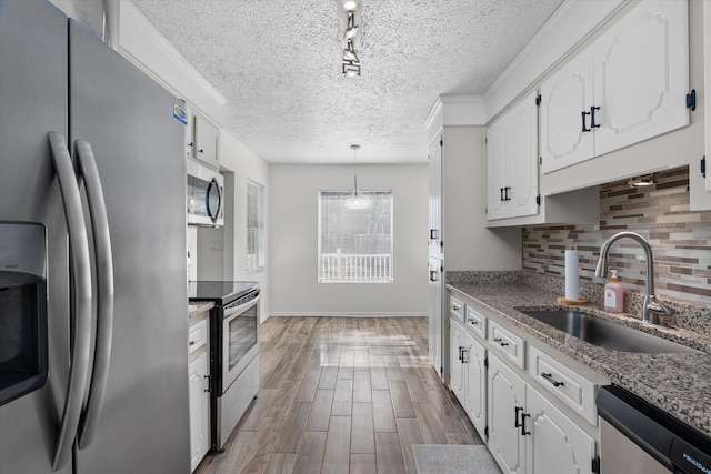 671 Sudlow Lake Rd, North Augusta, SC 29841