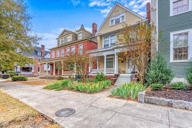 view of front of house featuring a porch