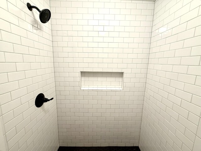 231 Norma Ln, Evans, GA 30809 - full bathroom featuring tiled shower