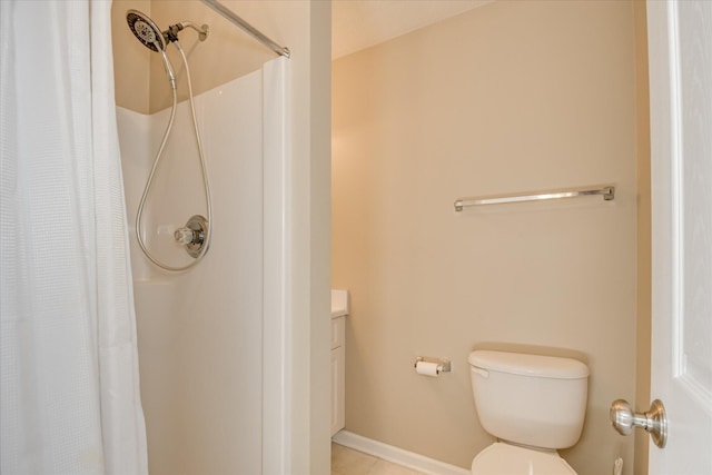 322 Farmington Dr, Evans, GA 30809 - full bath with curtained shower, toilet, and tile patterned floors
