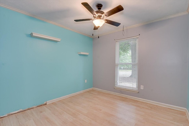 unfurnished room with ceiling fan, crown molding, and light hardwood / wood-style flooring