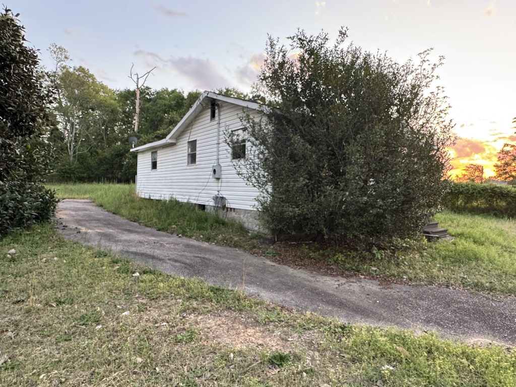 view of property exterior