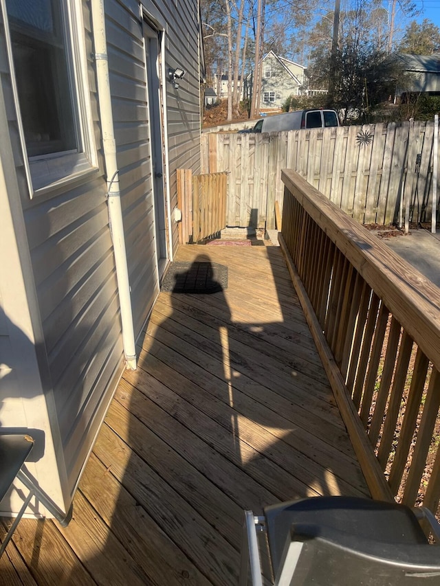 deck featuring fence