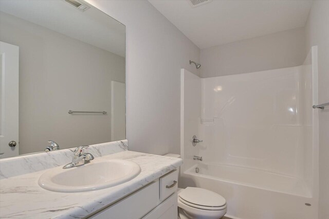 1282 Elias Sta, Thomson, GA 30824 - full bath with toilet, bathtub / shower combination, and vanity