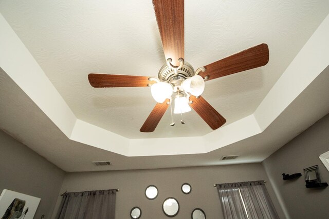 3107 Camden Way, Graniteville, SC 29829 - detailed view of ceiling fan