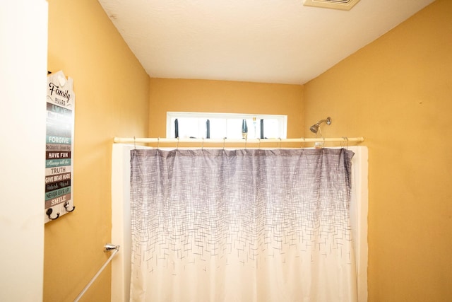 3107 Camden Way, Graniteville, SC 29829 - bathroom view of curtained shower