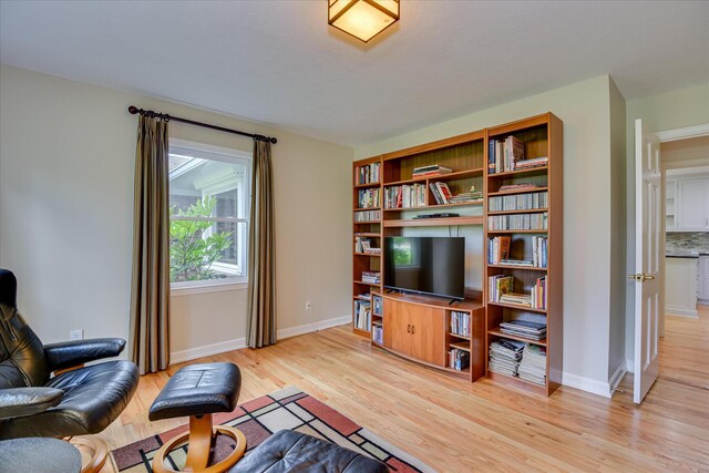 802 Dunbarton Dr, North Augusta, SC 29841 - living area featuring light wood-type flooring and baseboards