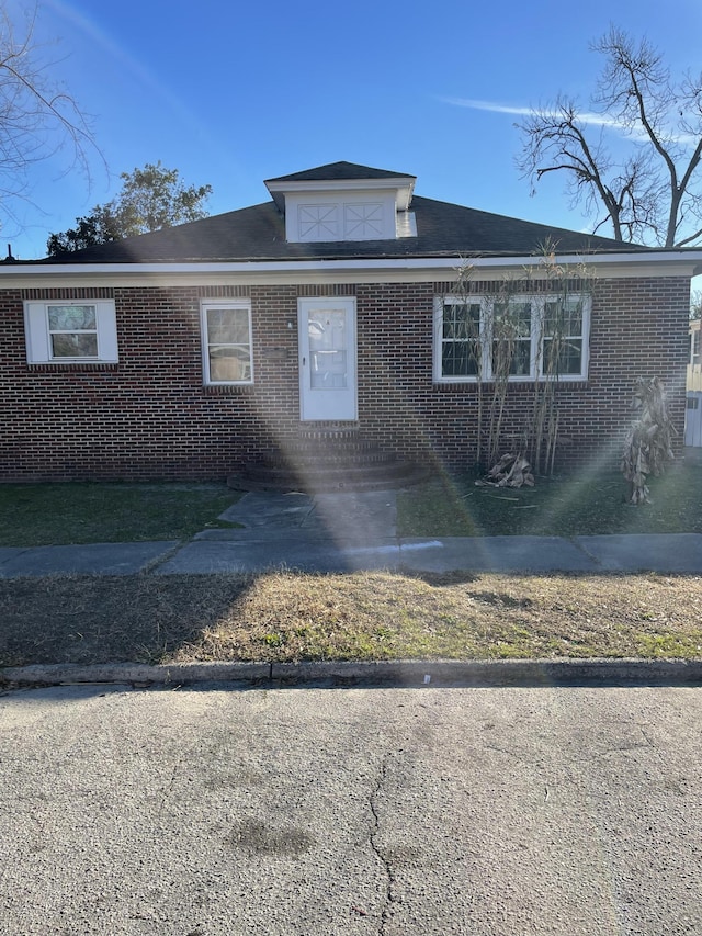 view of front of house