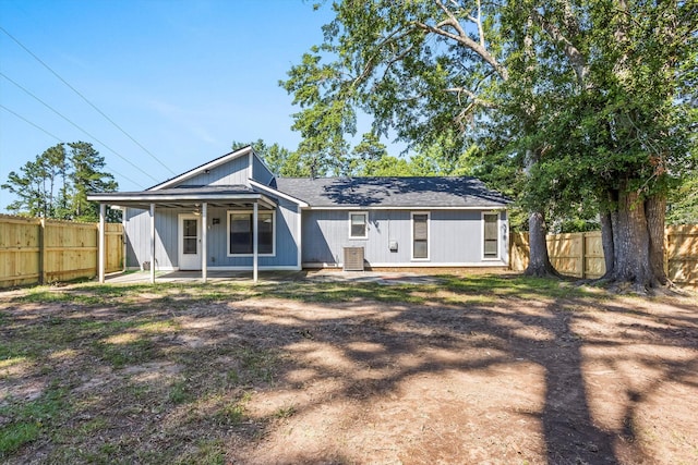 661 Kemper Dr, Evans, GA 30809 - back of property featuring a patio and a fenced backyard