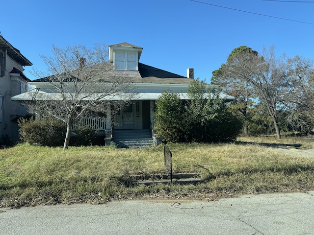 view of front of home with a porch