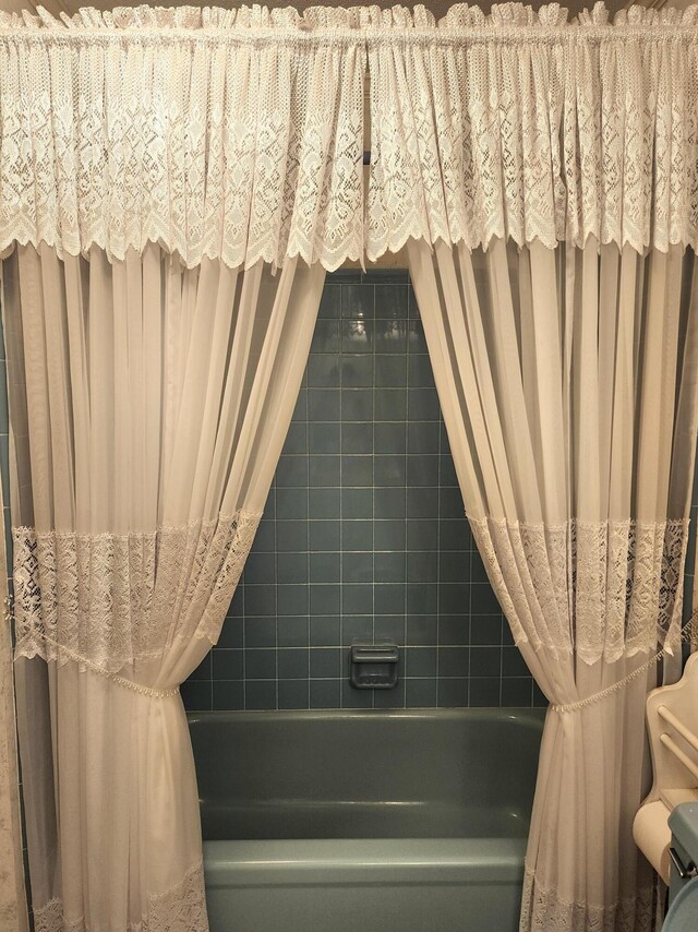 2023 Pisgah Rd, North Augusta, SC 29841 - bathroom featuring shower / bath combo