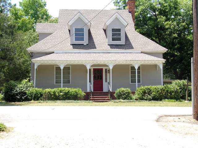 view of front of home featuring a porch