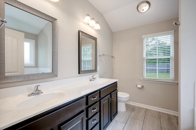 5186 Copse Dr, Augusta, GA 30909 - full bath featuring vaulted ceiling and double vanity