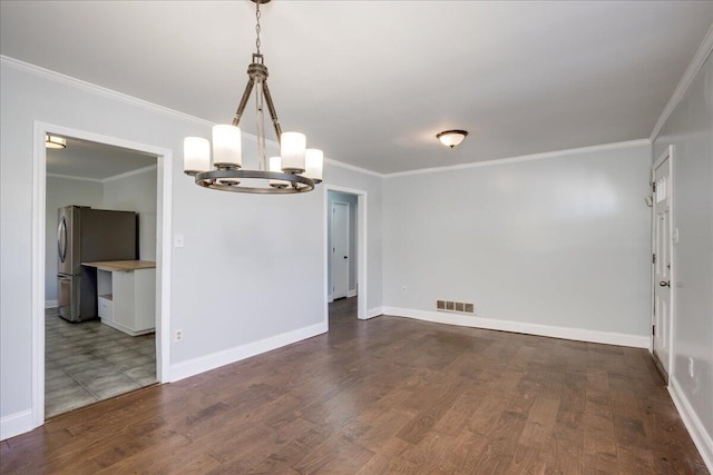 interior space with ornamental molding, dark wood-style flooring, visible vents, and baseboards