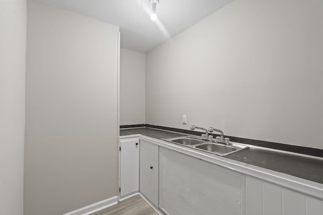 3630 Westhampton Dr, Augusta, GA 30907 - laundry room featuring a sink and light wood-type flooring