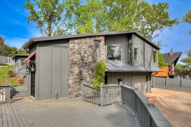 2417 Wilkshire Dr, Augusta, GA 30904 - wooden terrace featuring a garage