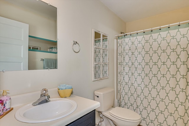 2010 Battle, Augusta, GA 30904 - bathroom with vanity and curtained shower