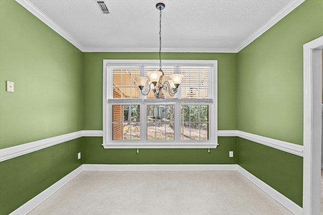 unfurnished dining area featuring an inviting chandelier, baseboards, and a textured ceiling