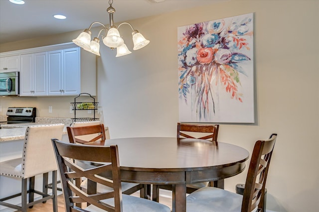 6005 Village W Ln, Graniteville, SC 29829 - dining area featuring a chandelier and recessed lighting