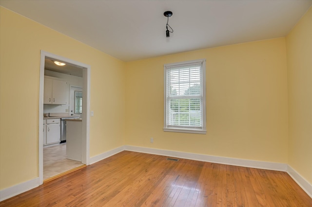 538 Hickman Rd, Augusta, GA 30904 - unfurnished room with baseboards and light wood finished floors