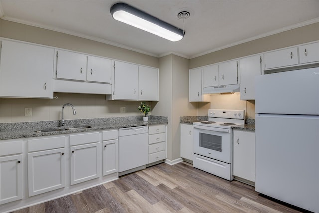 kitchen featuring a sink, under cabinet range hood, light wood-type flooring, white appliances, and white cabinets