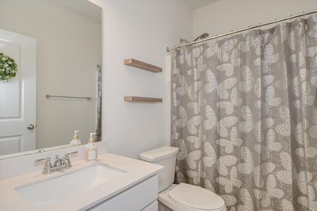 1207 Mary Hill Ct, Evans, GA 30809 - full bath featuring toilet, a shower with curtain, and vanity