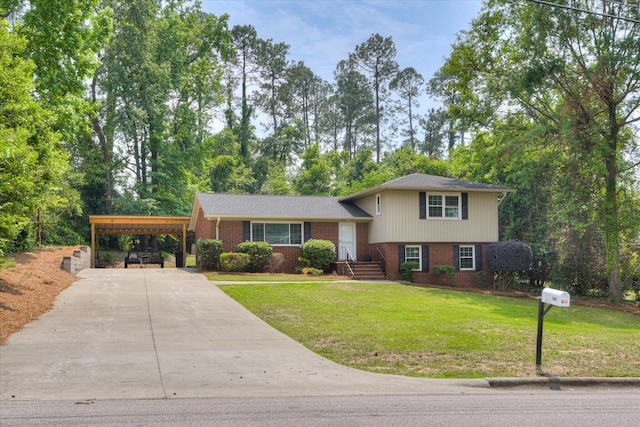 813 Hammond Dr, North Augusta, SC 29841 - split level home featuring brick siding, driveway, a carport, and a front yard