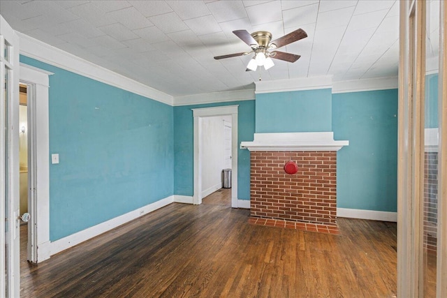 unfurnished living room with wood finished floors, baseboards, a ceiling fan, and crown molding