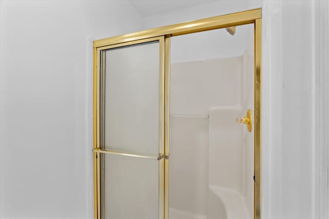 4942 Marble Dr, Evans, GA 30809 - full bathroom featuring a shower with door